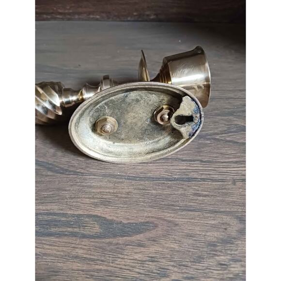 Vintage brass wall sconce candle holder - Picture 6 of 6